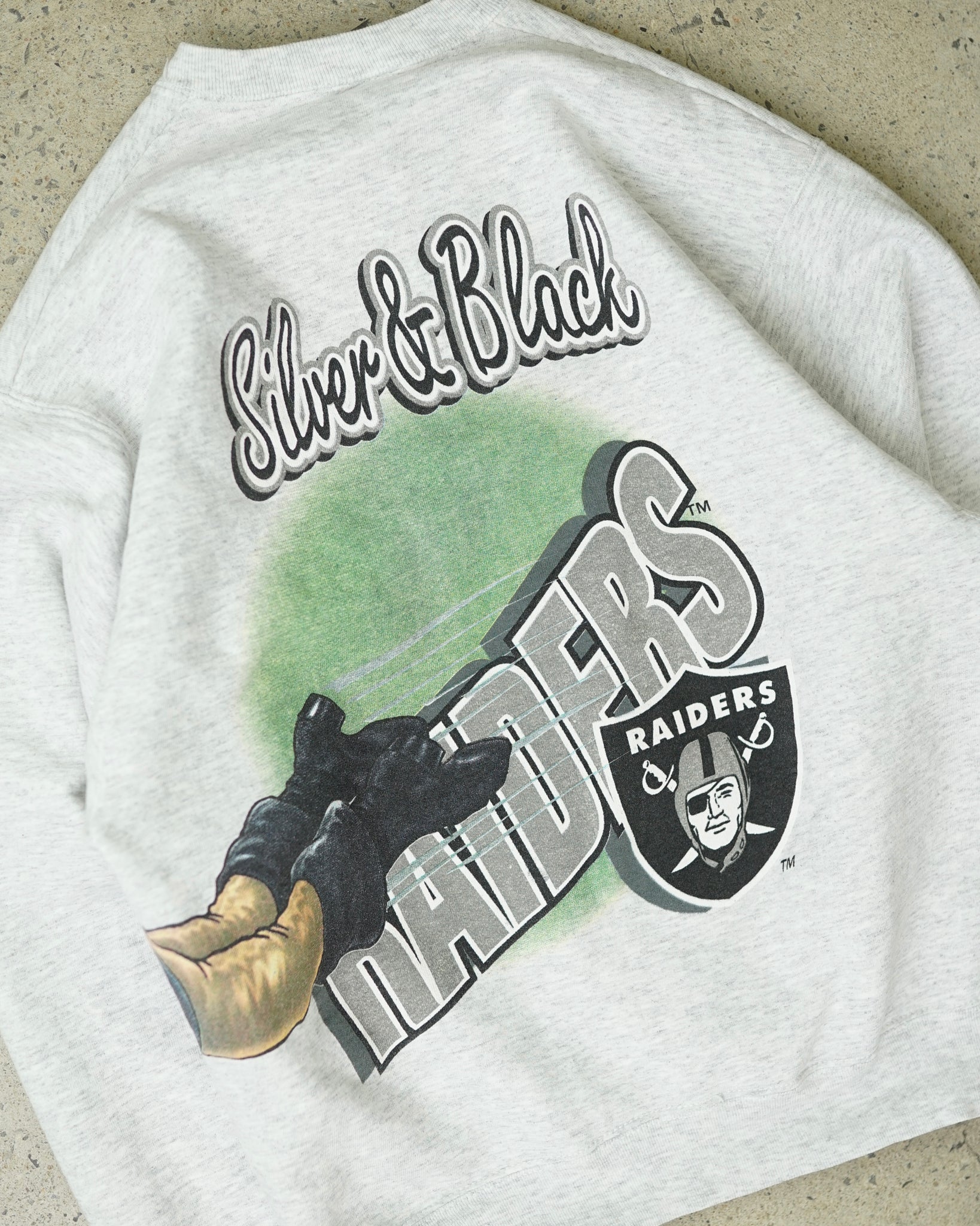 raiders crewneck - medium