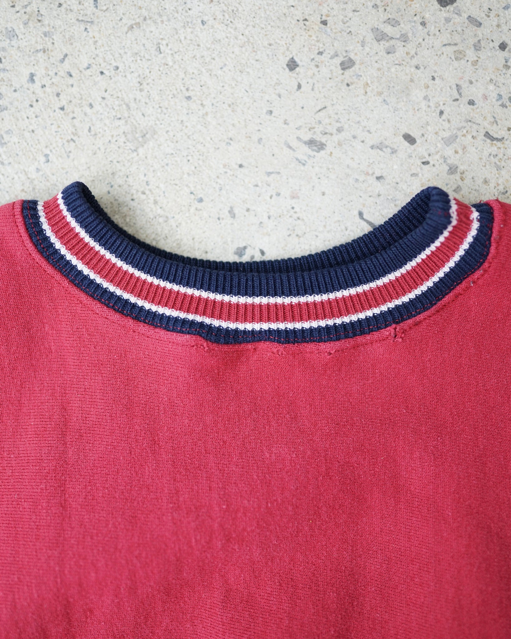 champion reverse weave crewneck - medium