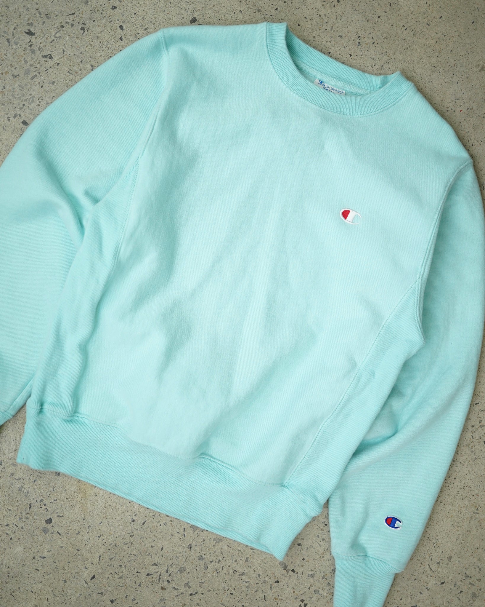 champion reverse weave crewneck - small