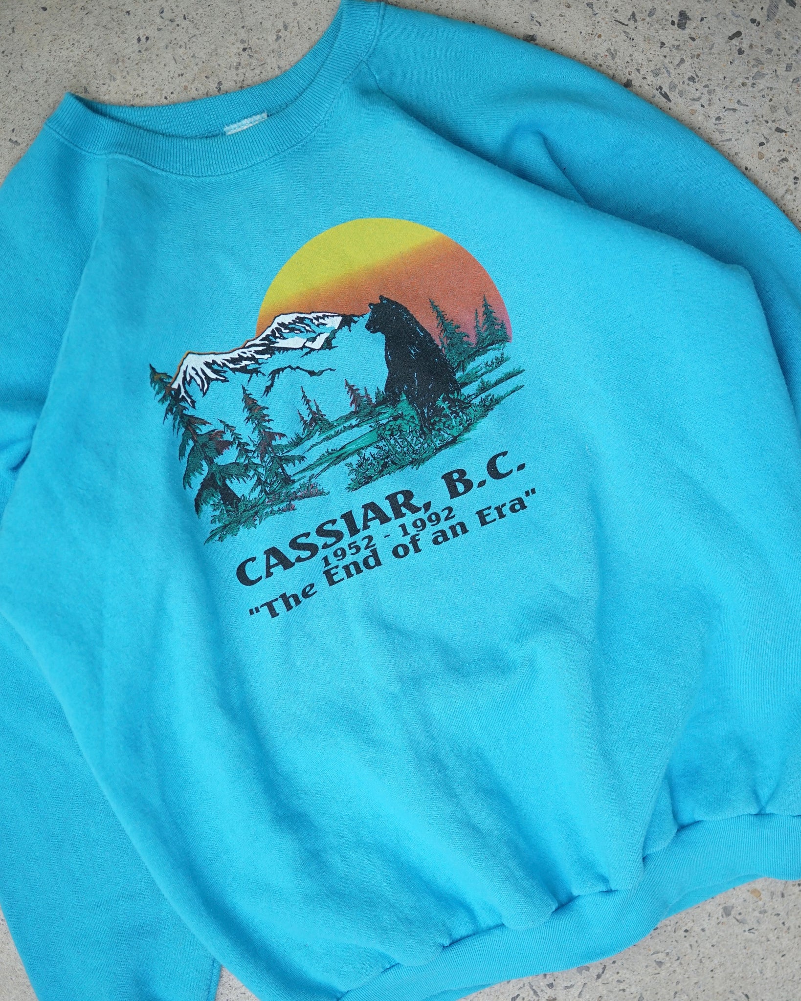 outdoors bc crewneck - big medium