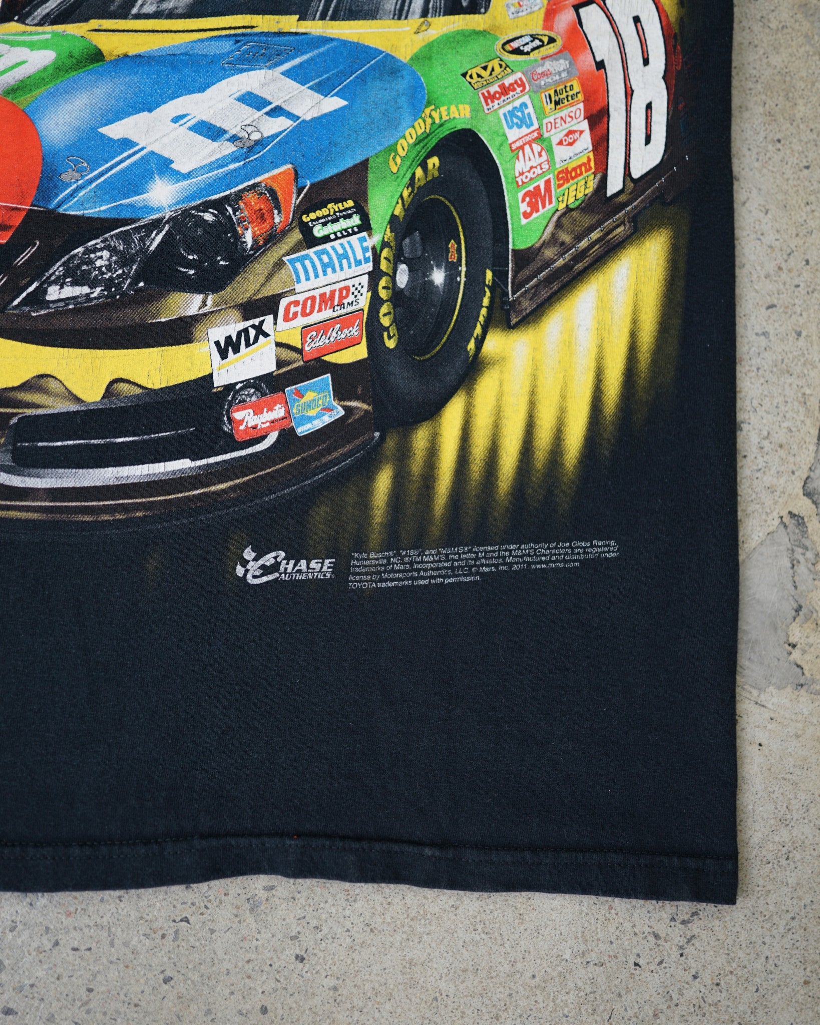 kyle busch nascar t-shirt - XL