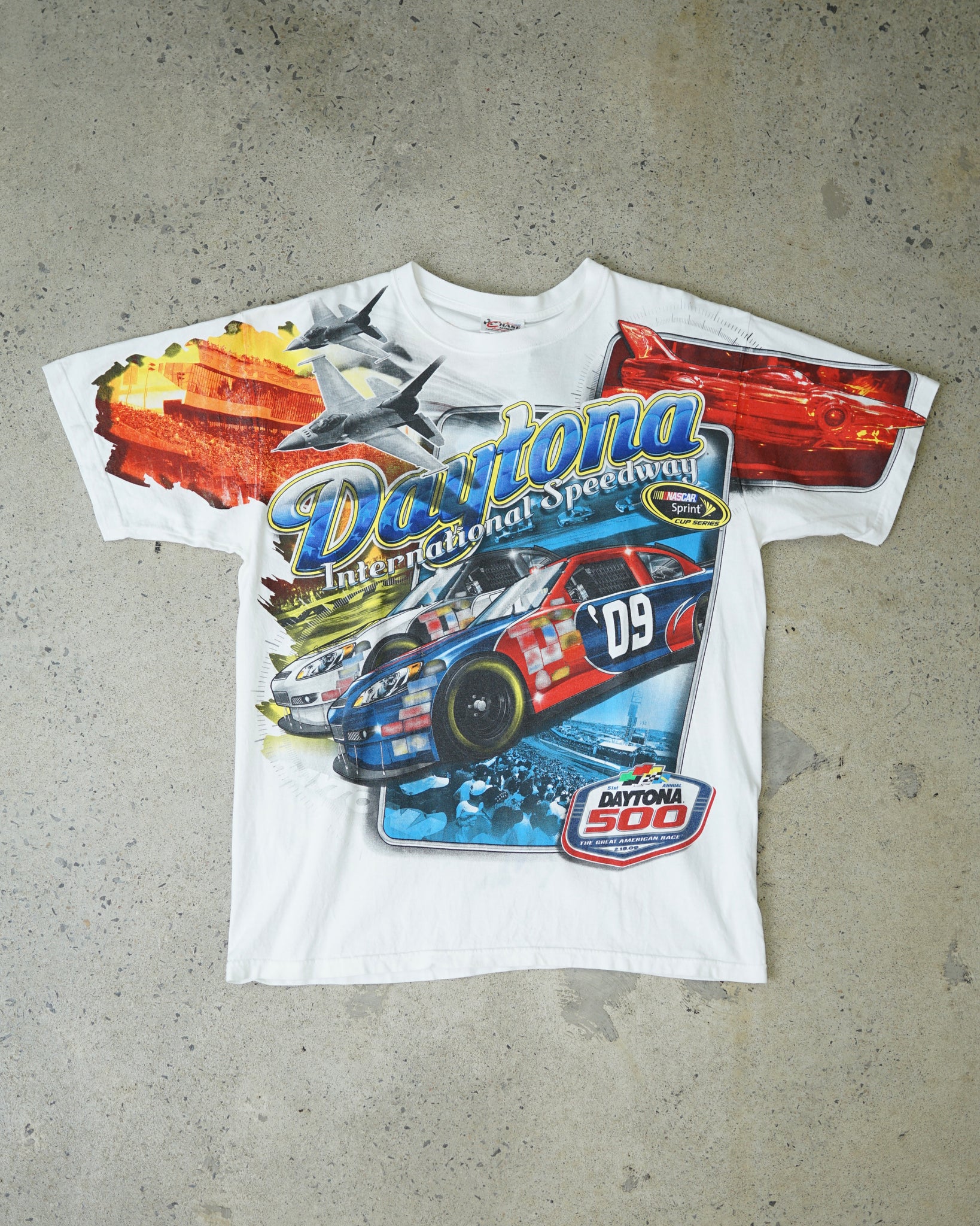 daytona nascar t-shirt - large