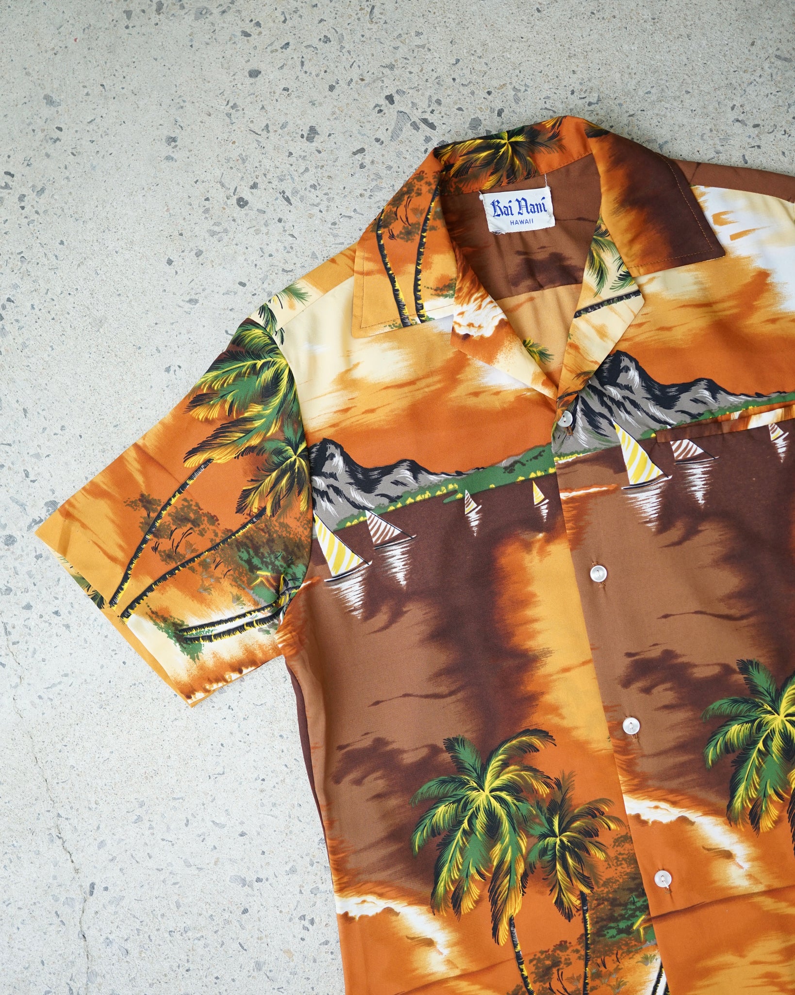 kai nani hawaiian shirt - small