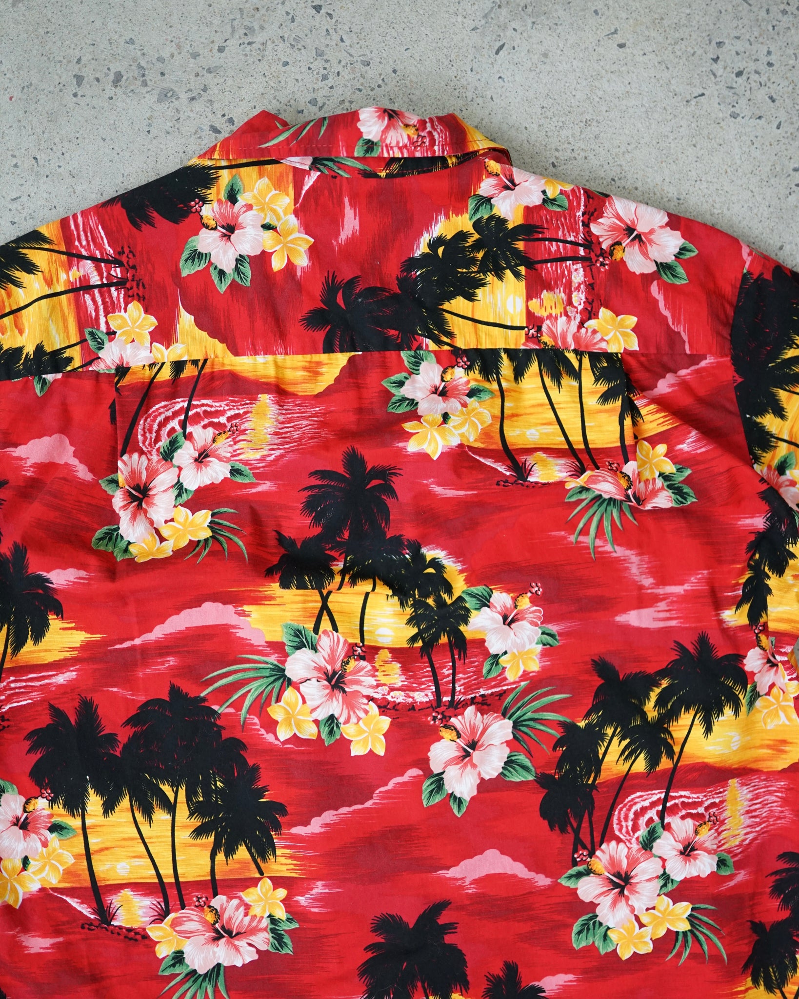 pacific legend hawaiian shirt - large