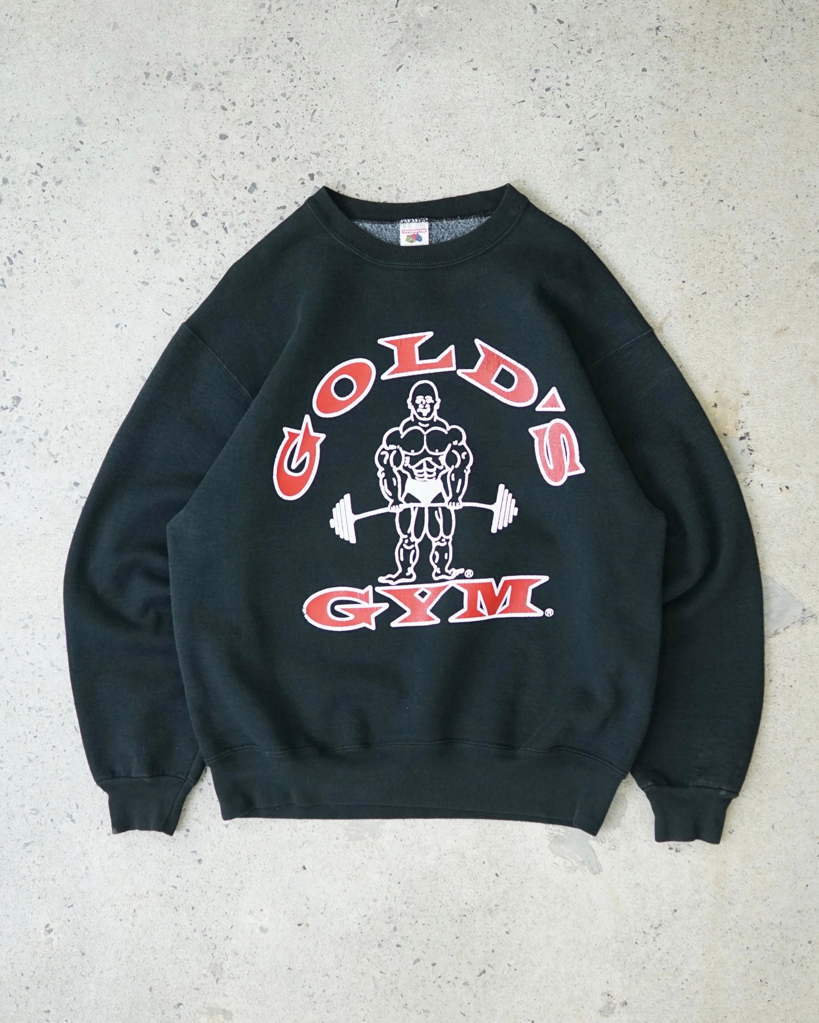 gold's gym crewneck - medium