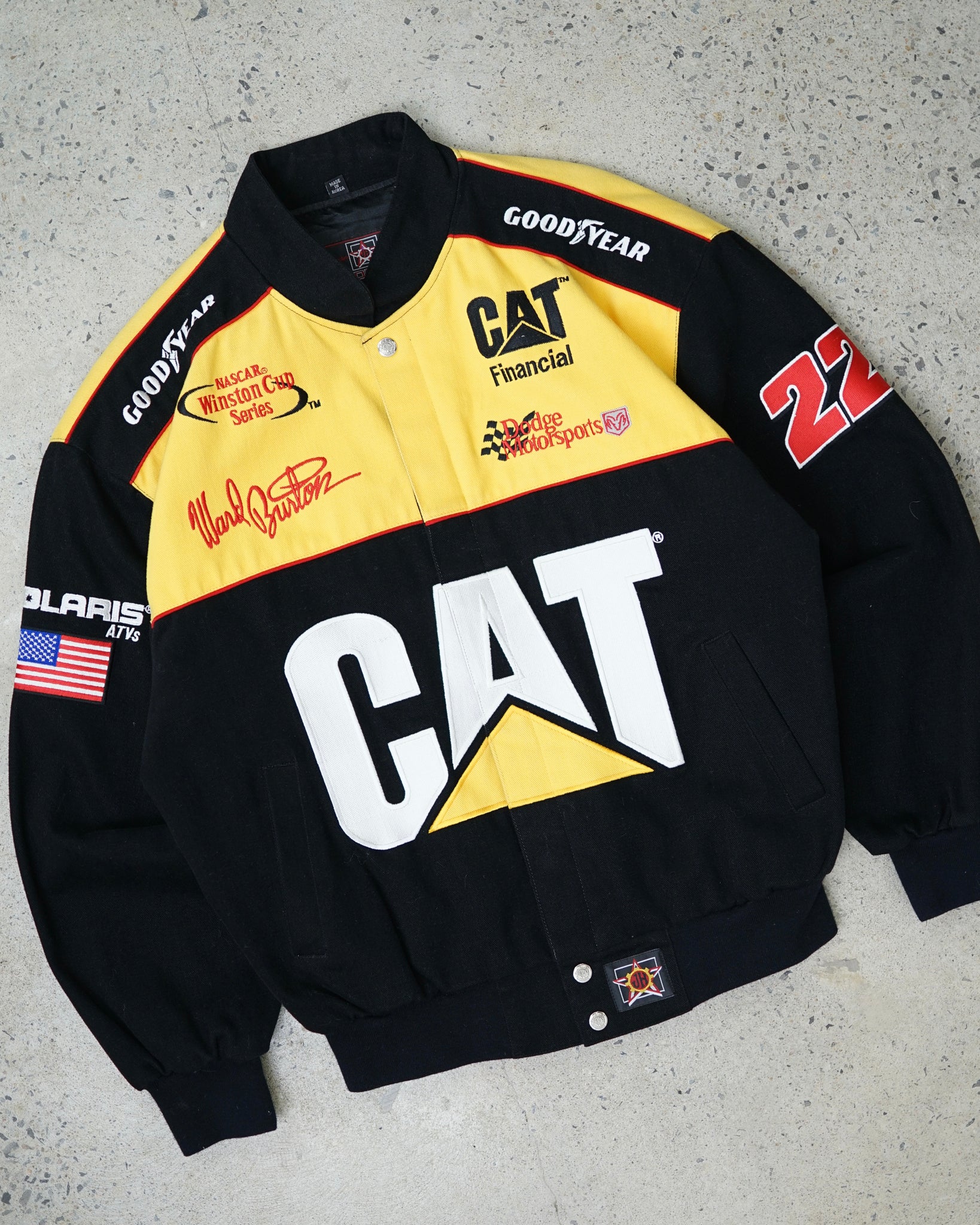 caterpillar nascar jacket - medium