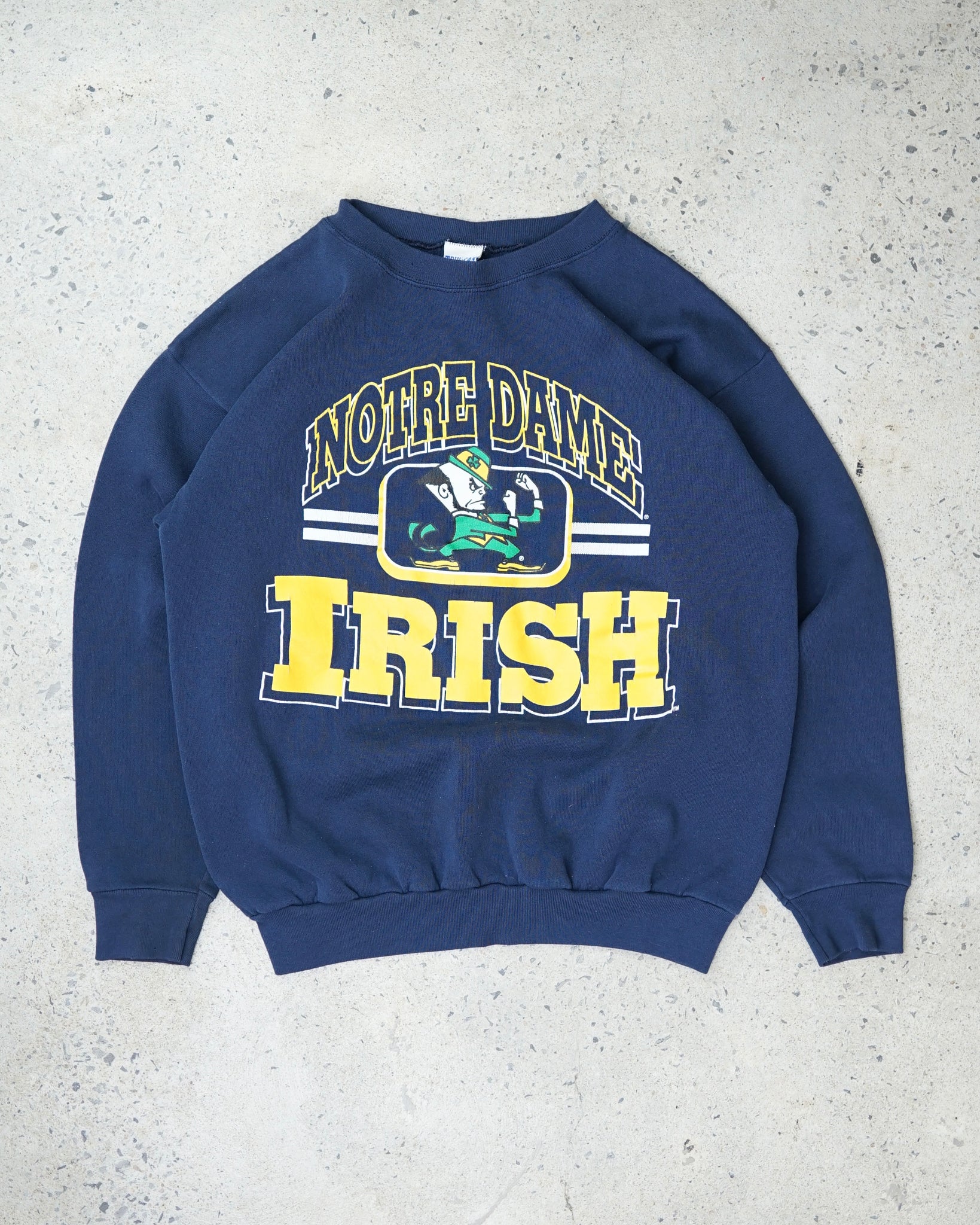 notre-dame fighting irish crewneck - medium