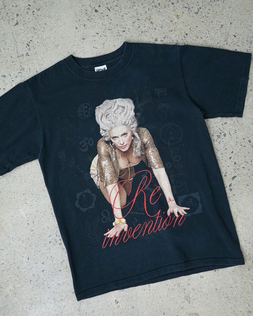 madonna 2004 world tour t-shirt - small – Chez Claude Vintage