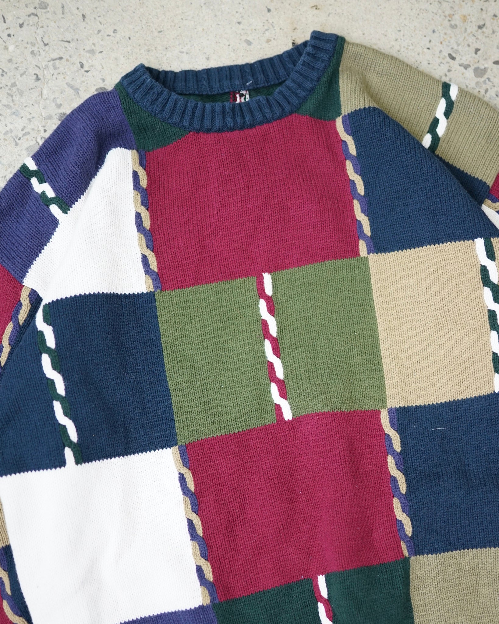 checkered knit sweater - medium