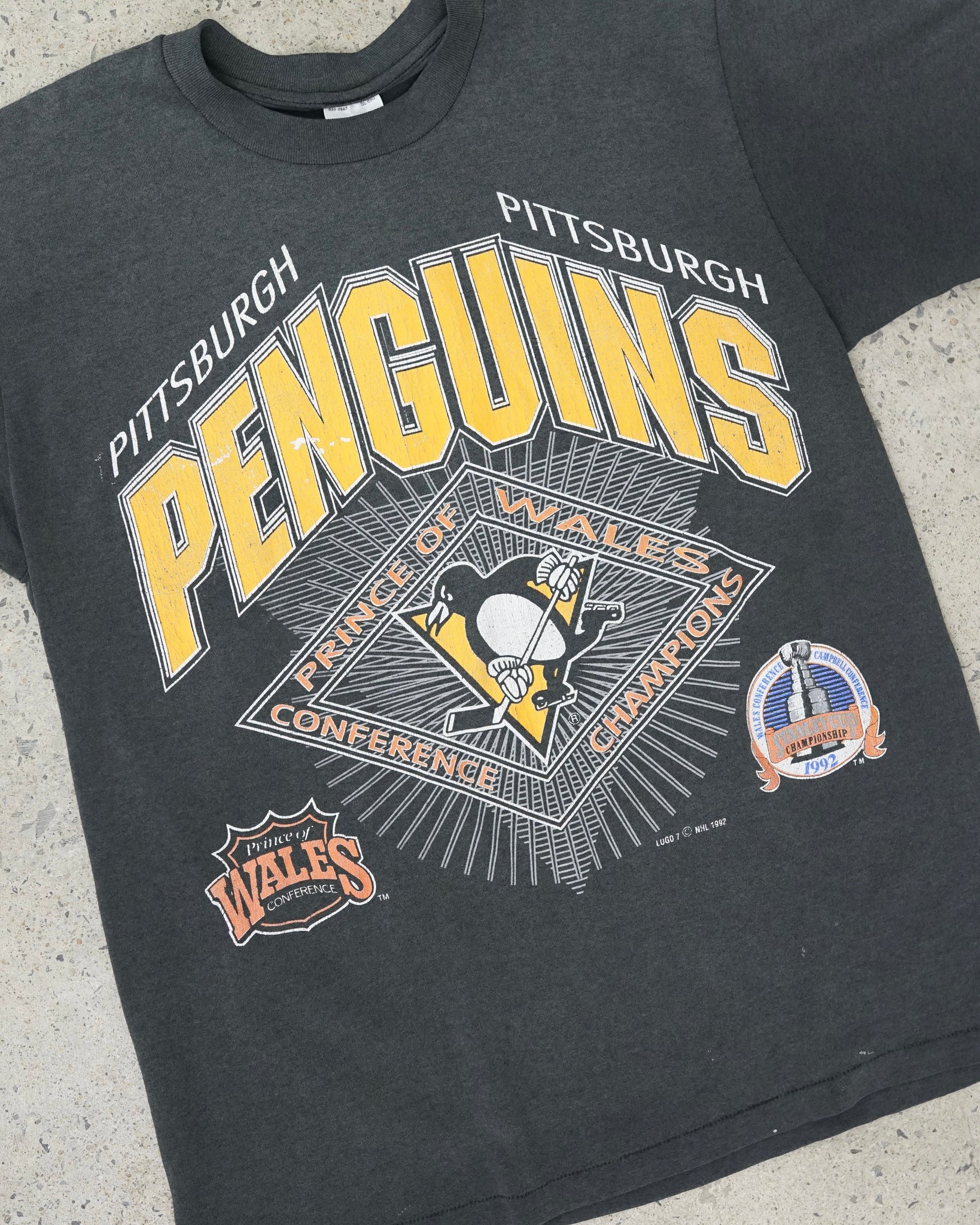 pittsburgh penguins 1992 t-shirt - medium