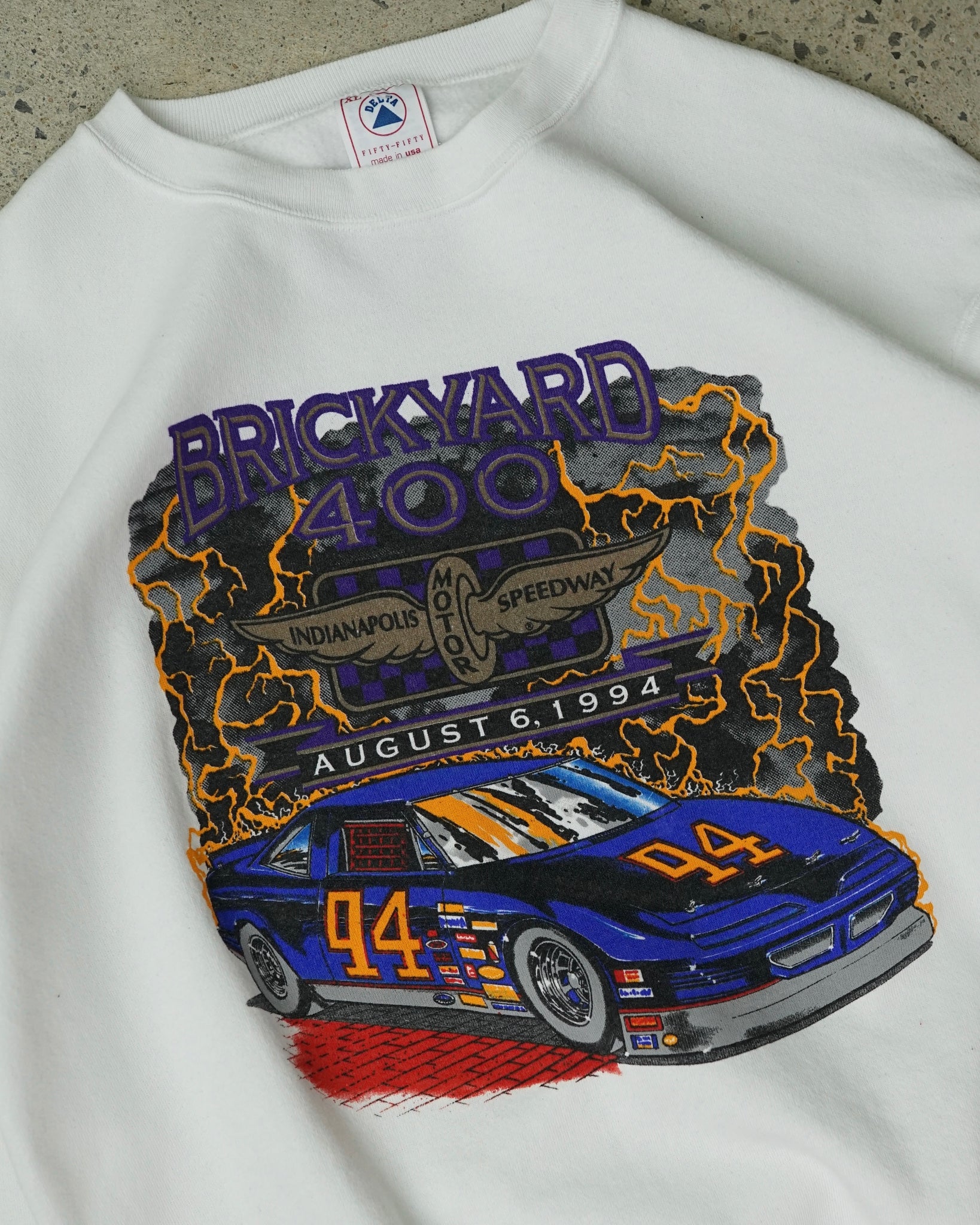 brickyard 400 crewneck - large